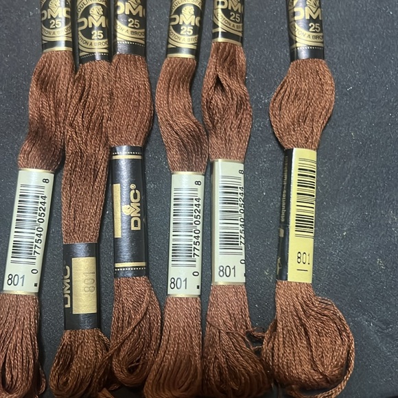 DMC25 Embroidery yarn Made in France 50 skeins - Picture 5 of 7